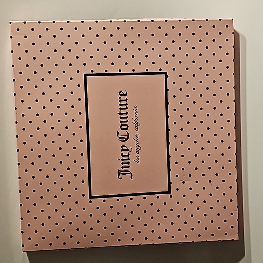 Juicy couture set - Picture 4 of 4